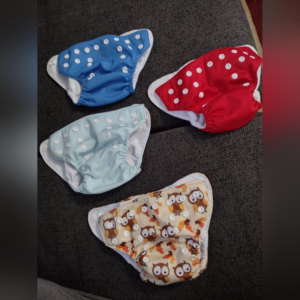 4 NB Alva pocket diapers VGUC